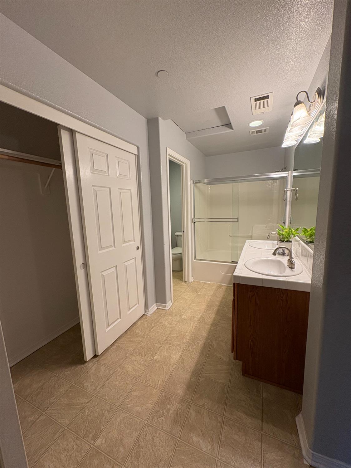 1128 West Walter Avenue, Unit 64 Fowler, CA 93625 - Photo 10 of 20