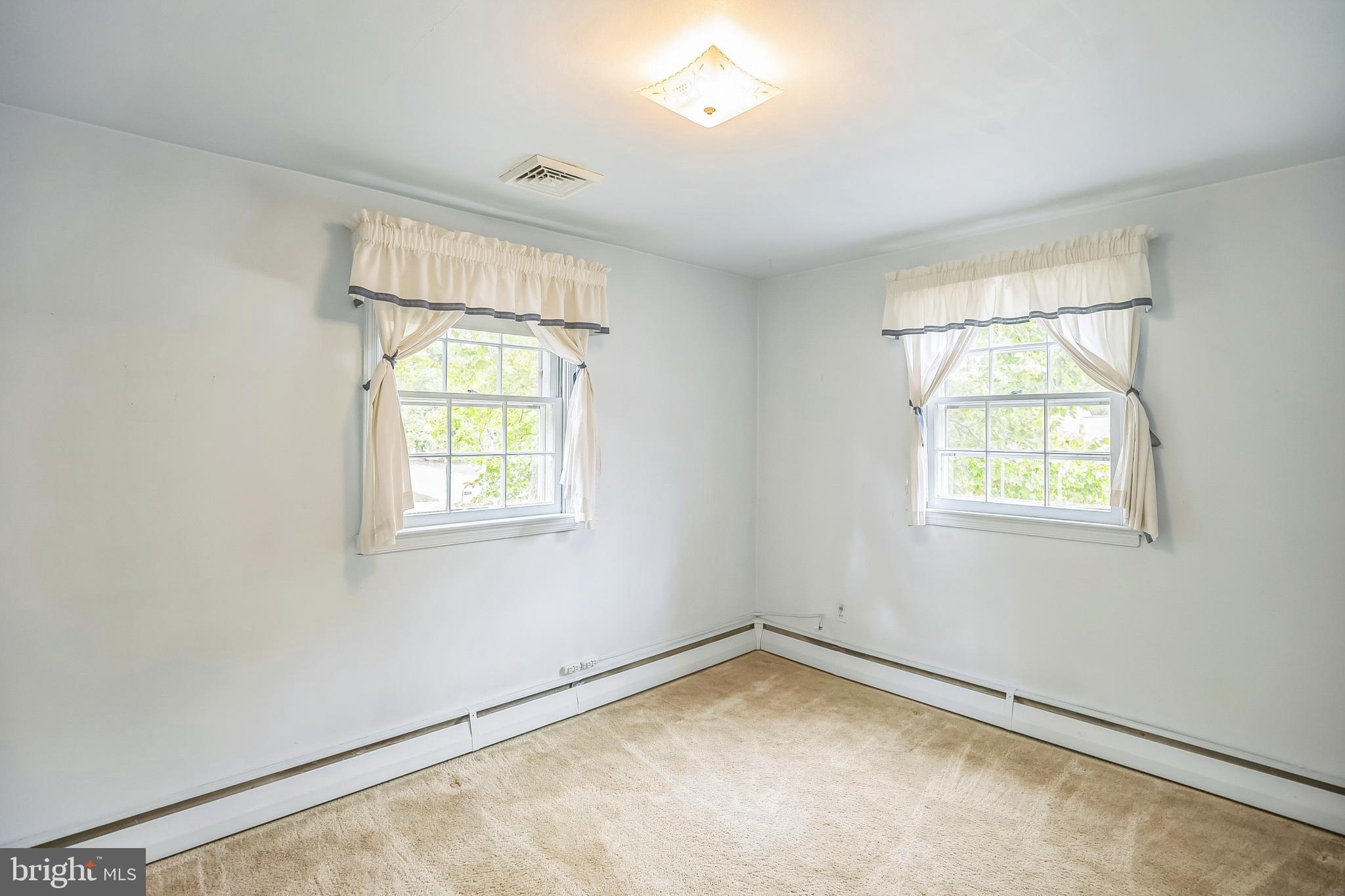 314 Spencer Road Devon, PA 19333 - Photo 25 of 37 Bedroom 3