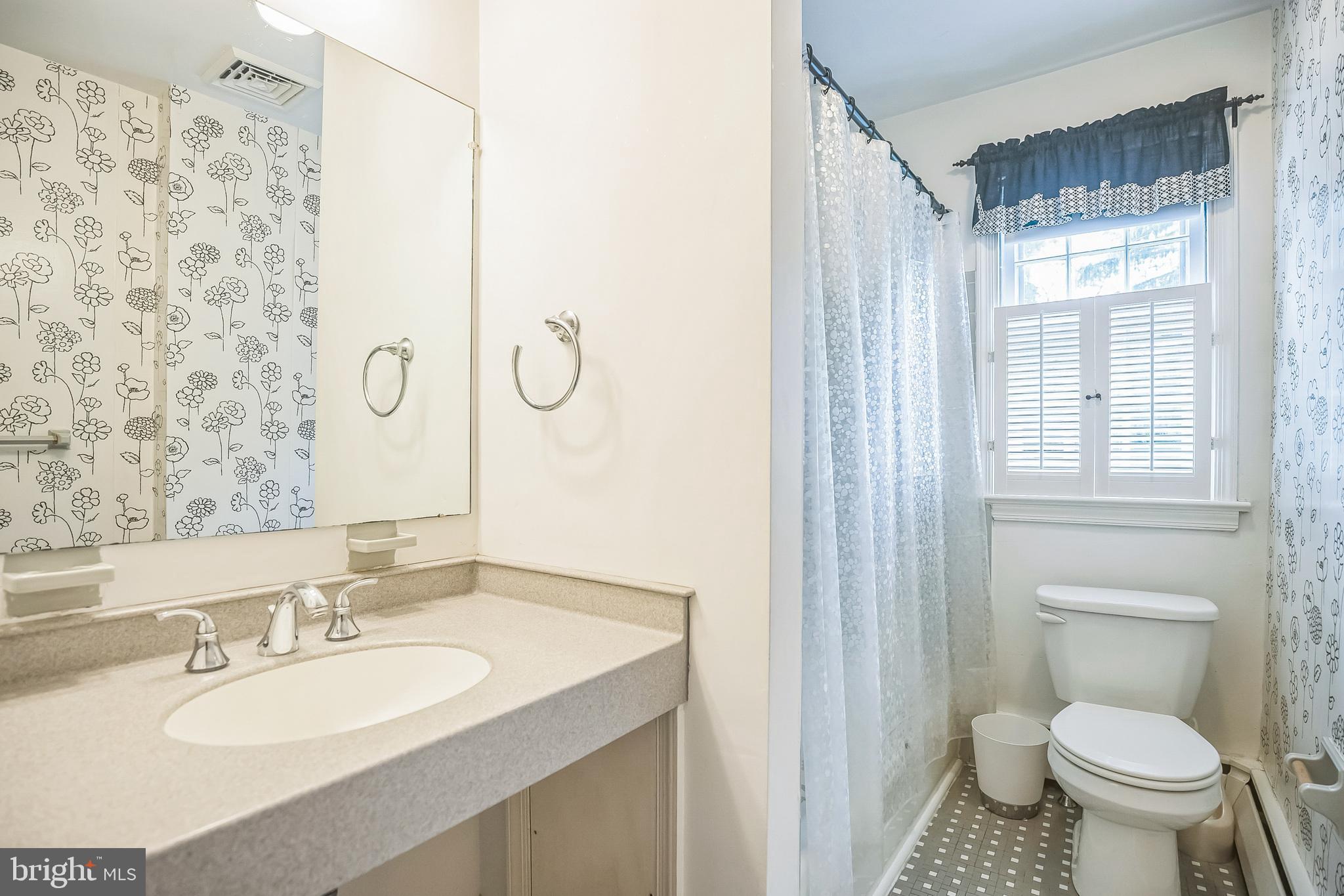 314 Spencer Road Devon, PA 19333 - Photo 26 of 37 Bathroom 2