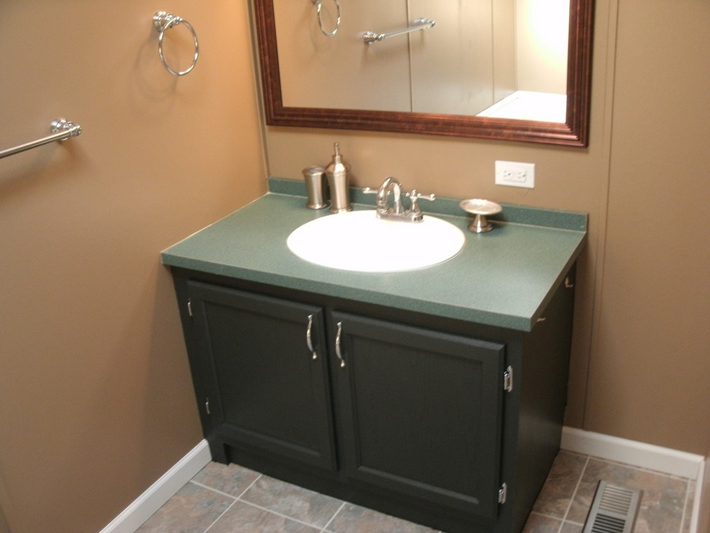 5729 South Crawford Road Mount Pleasant, MI 48858 - Photo 22 of 28 1815837-21.JPG