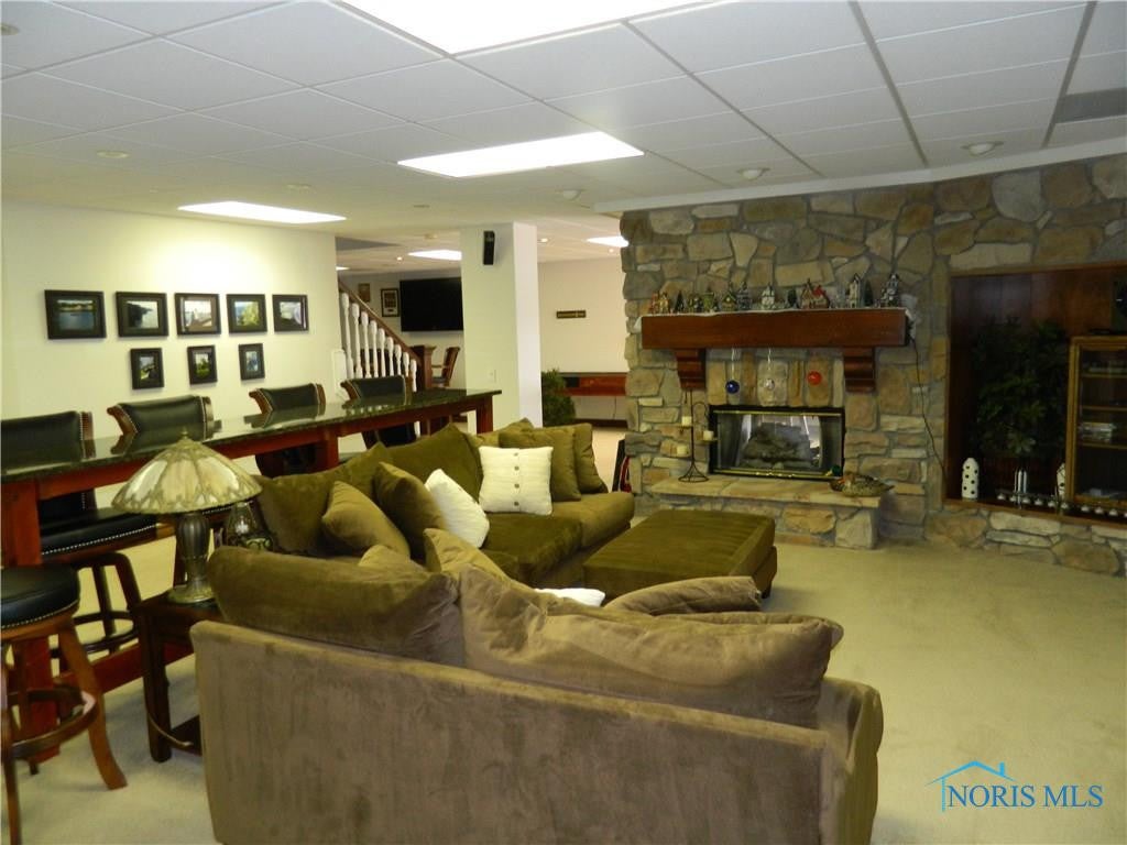 3036 Quarry Road Maumee, OH 43537 - Photo 9 of 10 Photo 28