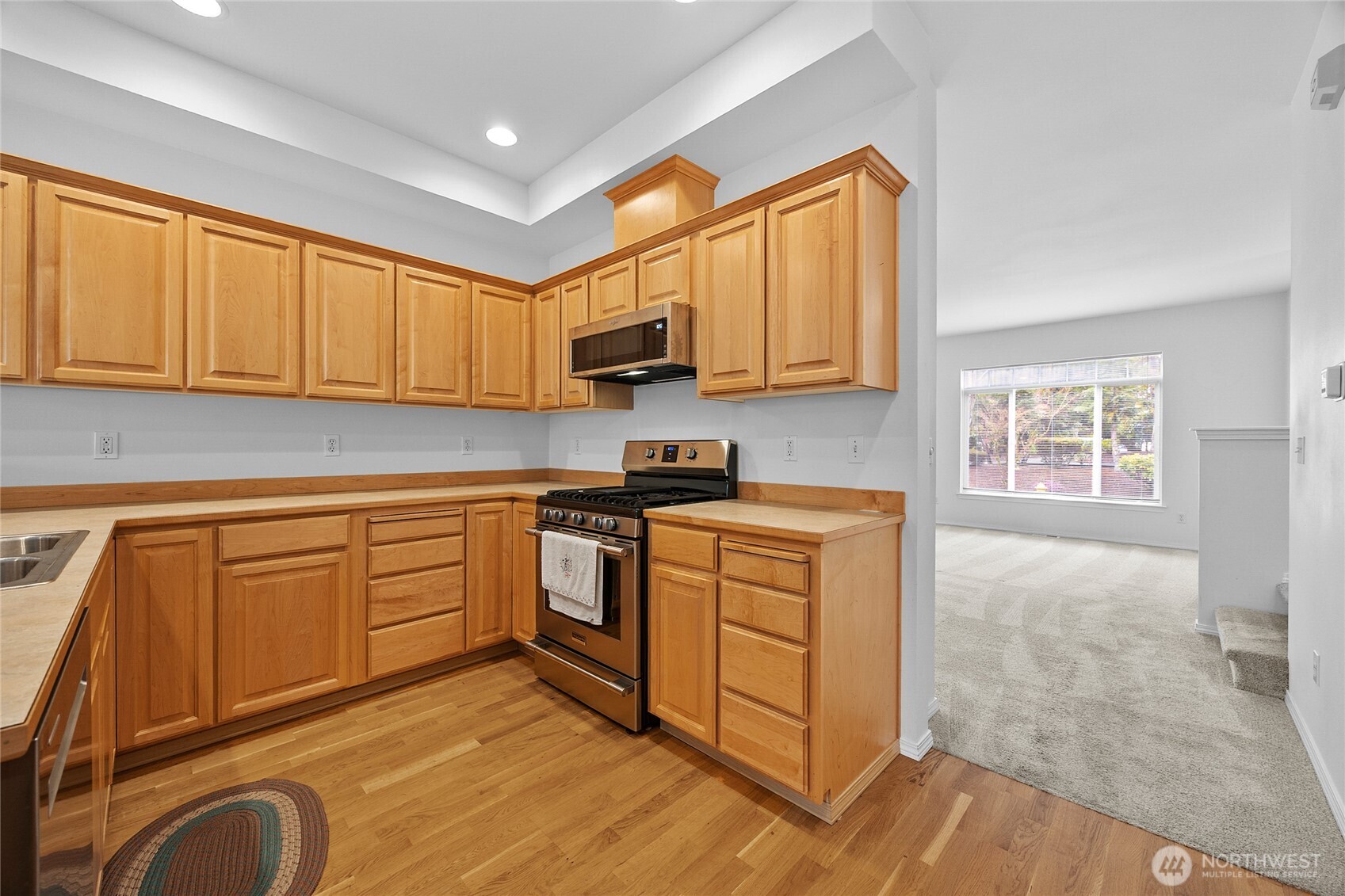 5300 Glenwood Avenue, Unit R1 Everett, WA 98203 - Photo 11 of 26