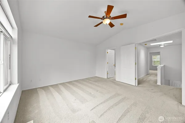 $515,000 | 5300 Glenwood Avenue, Unit R1, Everett, WA 98203