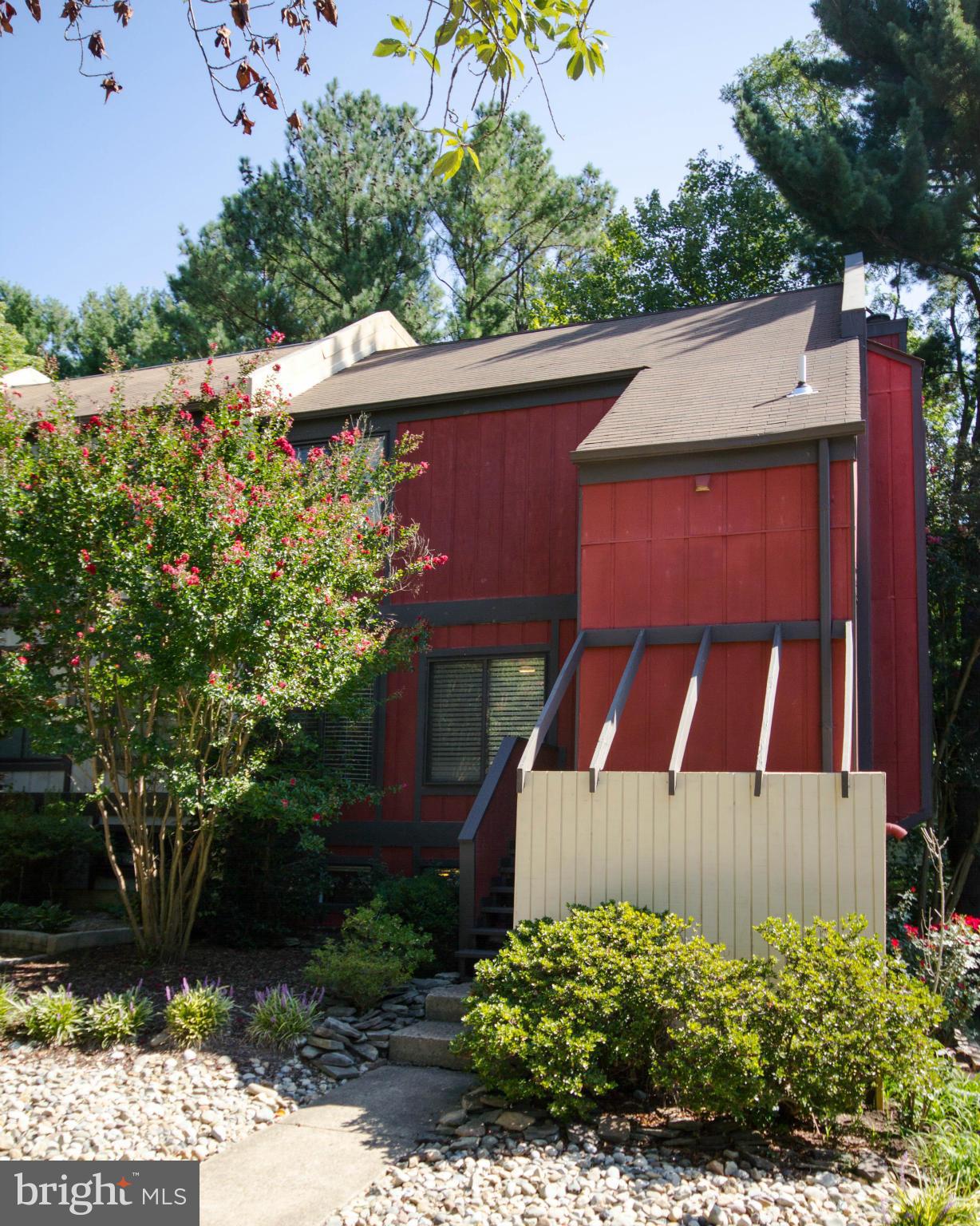 Exterior (Front)