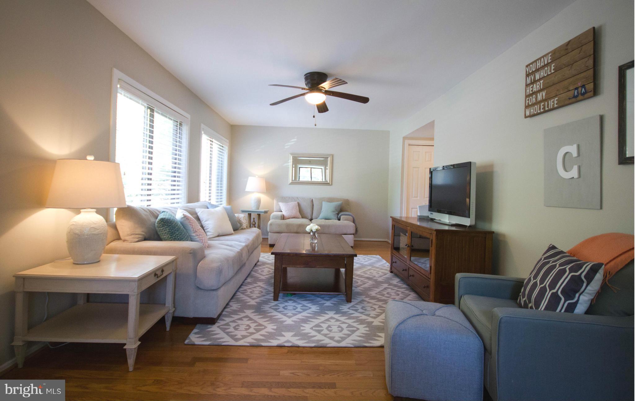 11052 Saffold Way Reston, VA 20190 - Photo 3 of 30 Living Room