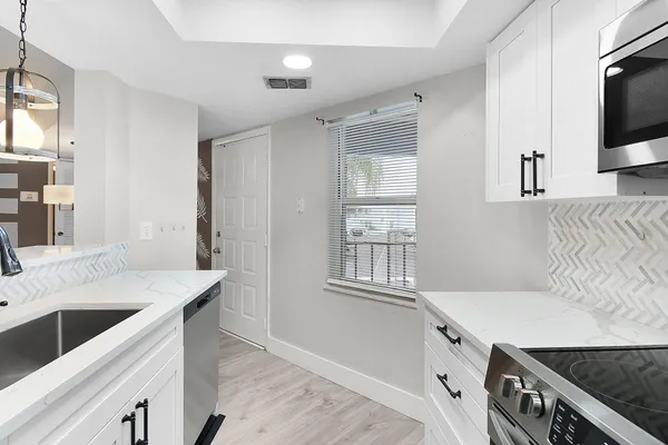 $2,300 | 3266 Southeast Aster Lane, Unit H 246, Stuart, FL 34994