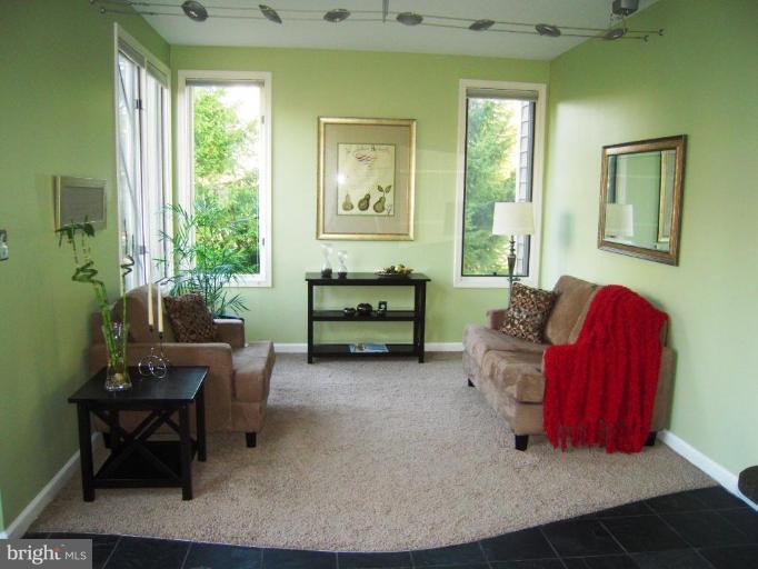 101 Lancefield Road Baltimore, MD 21209 - Photo 7 of 25 Family Room #2