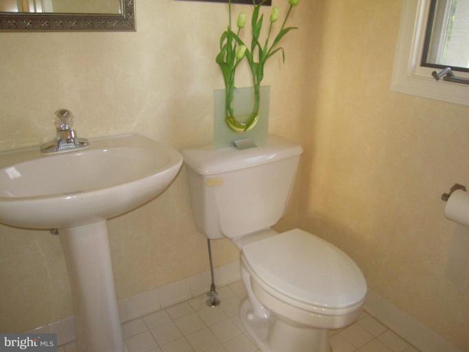 101 Lancefield Road Baltimore, MD 21209 - Photo 9 of 25 Half Bath 1
