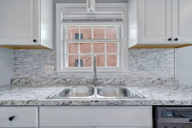 $1,750 | 714 Academy Street, Salem, VA 24153