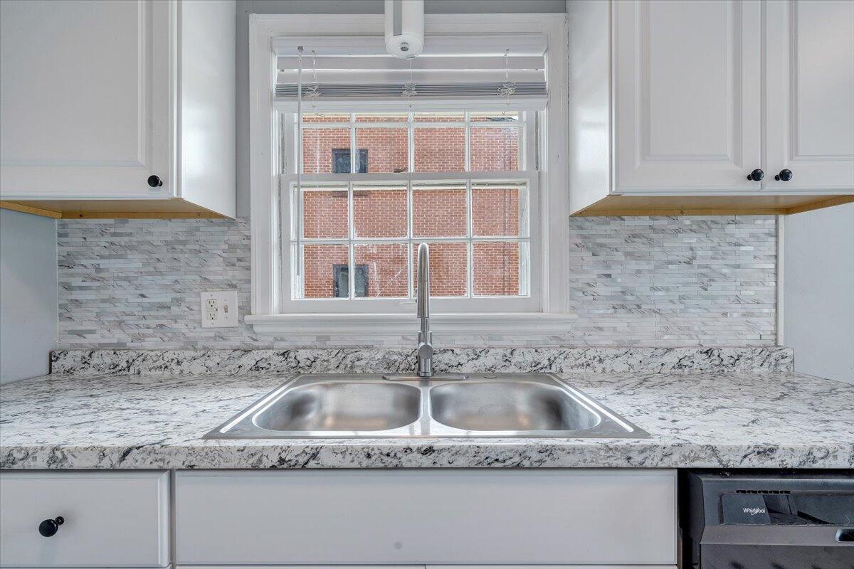 714 Academy Street Salem, VA 24153 - Photo 12 of 31 10-MIB09633