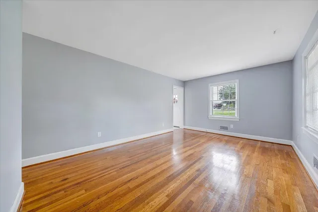 $1,750 | 714 Academy Street, Salem, VA 24153