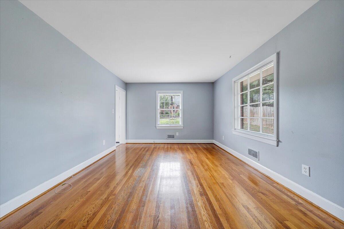 714 Academy Street Salem, VA 24153 - Photo 6 of 31 03-MIB09609