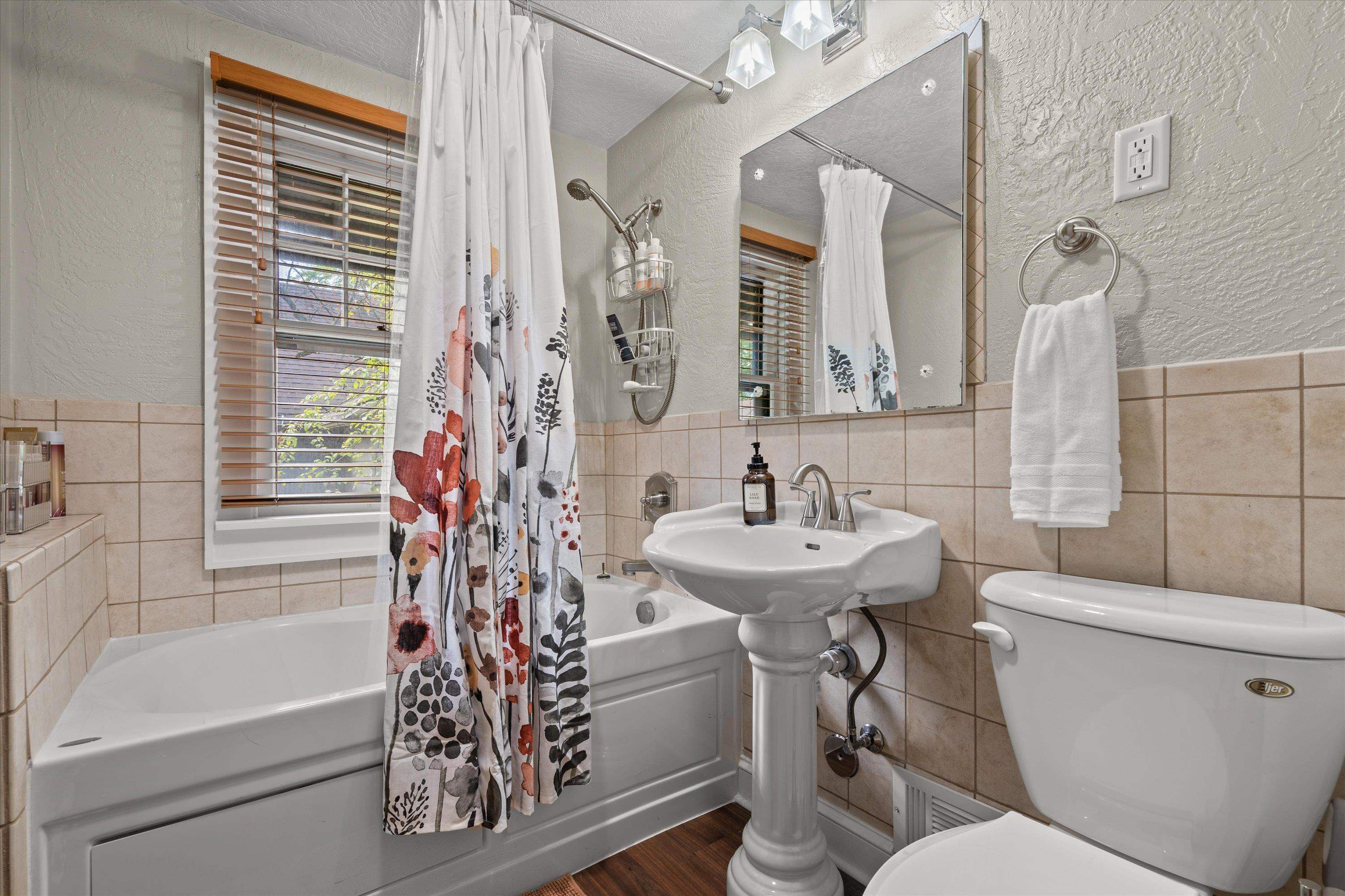 1729 North Oneida Street Appleton, WI 54911 - Photo 20 of 31 Gallery Image 20