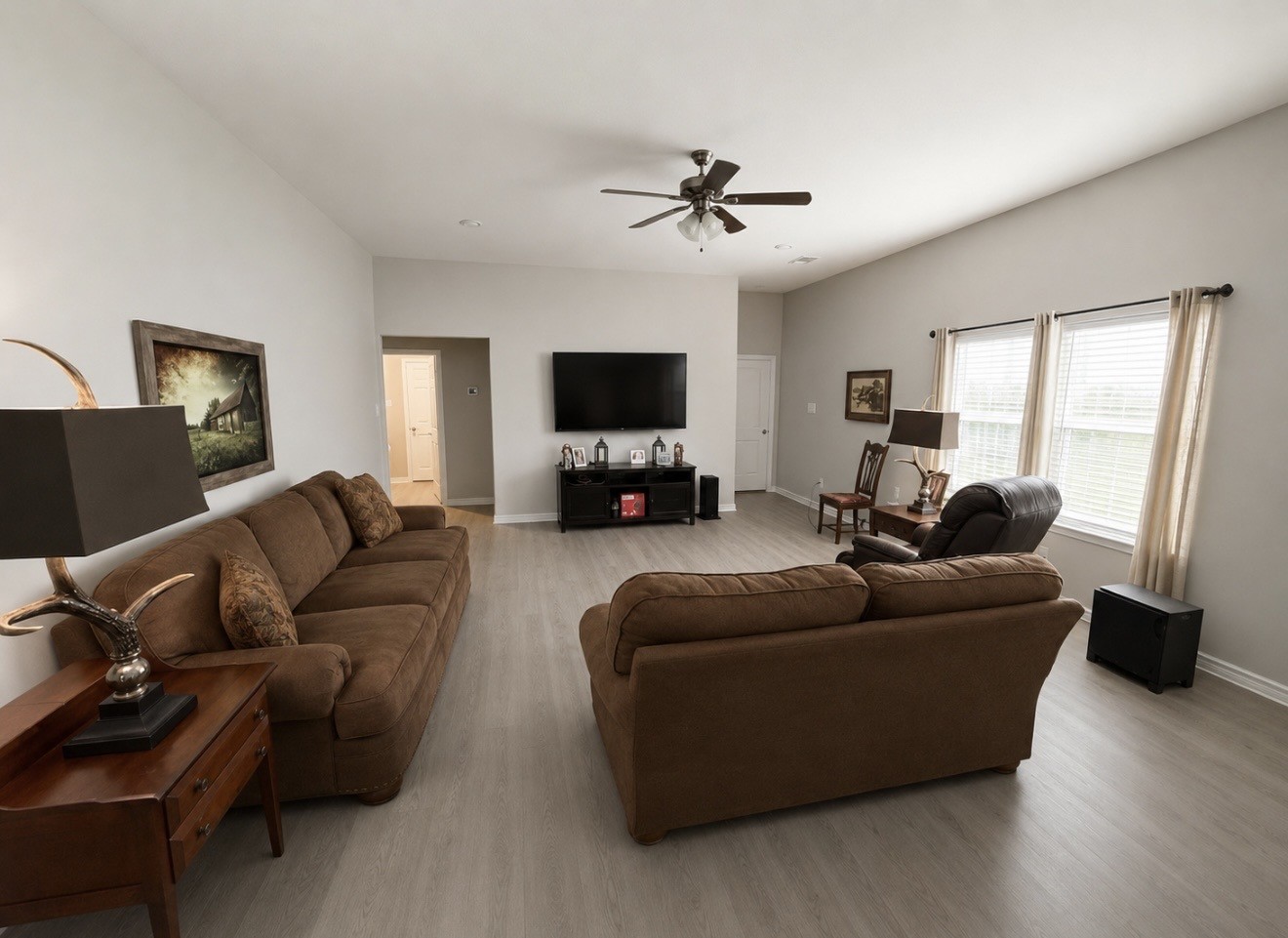 306 Helen Street Cleveland, TX 77328 - Photo 4 of 13