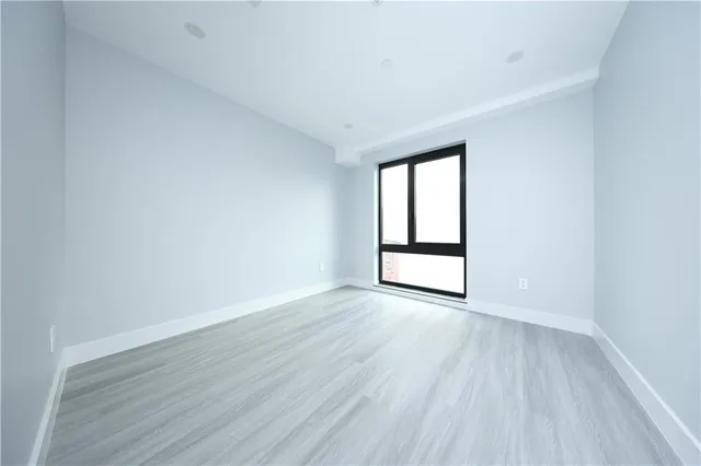 $933,000 | 643 5th Avenue, Unit 4D | Greenwood Heights