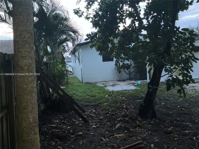 $650,000 | 1971 West 2nd Avenue, Hialeah, FL 33010