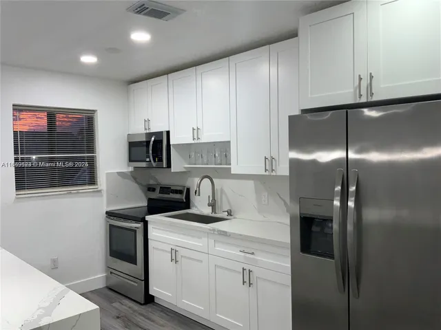 $650,000 | 1971 West 2nd Avenue, Hialeah, FL 33010