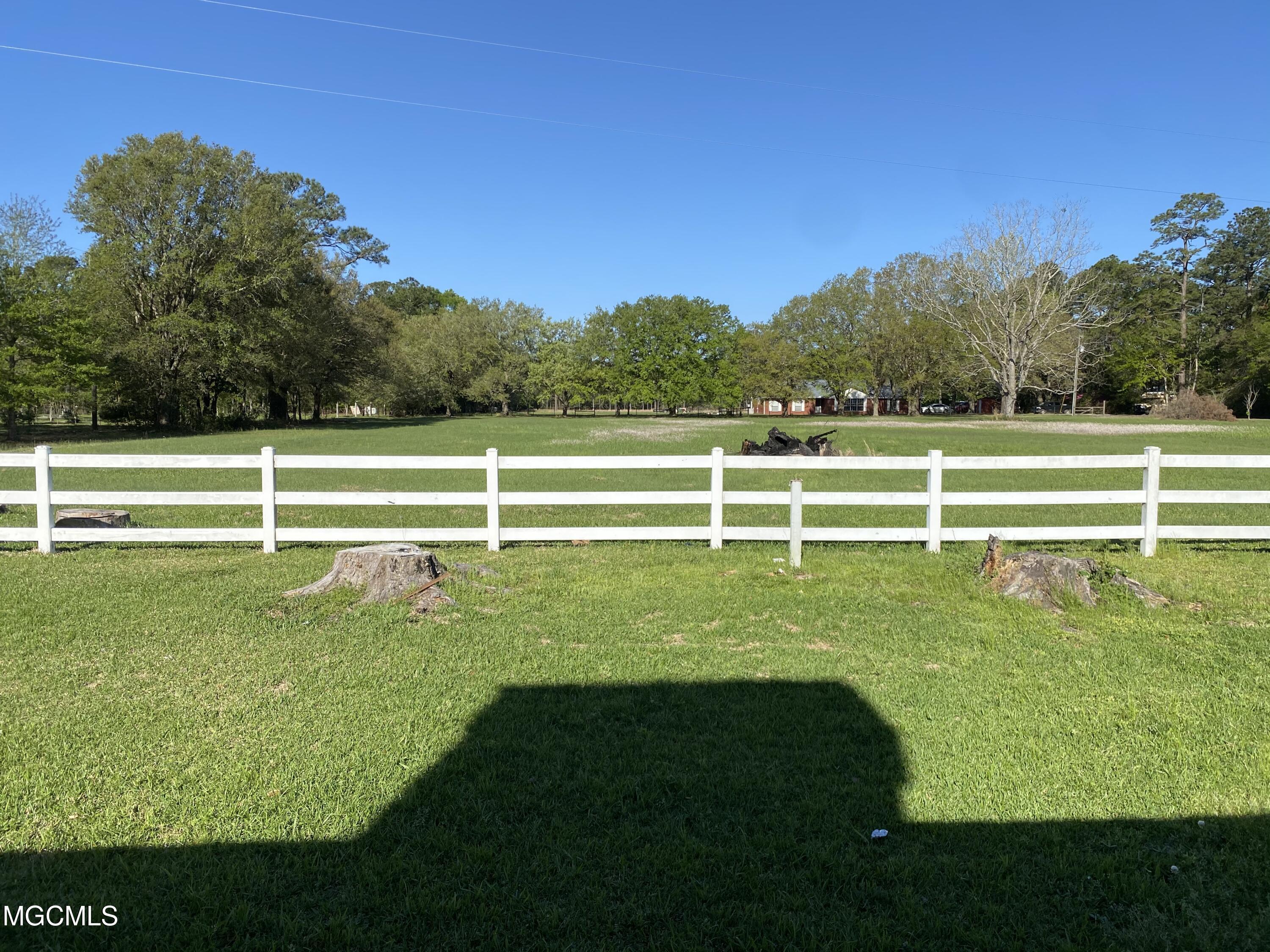 5501 C Byrd Road Ocean Springs, MS 39564 - Photo 18 of 25 CA9C4EC3-1FC3-4FEF-BD60-4F5F32F87CED