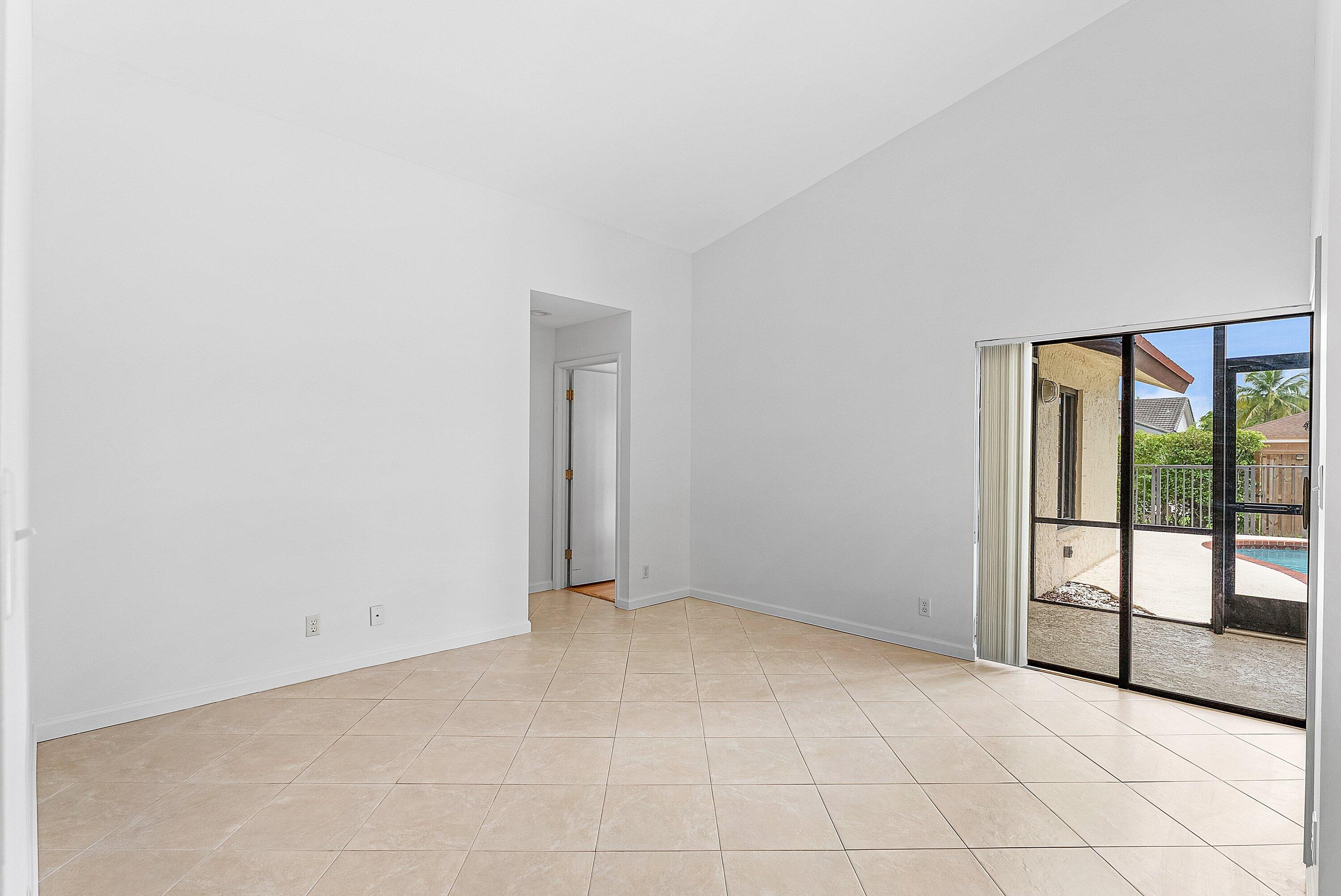 21423 Summertrace Circle Boca Raton, FL 33428 - Photo 18 of 47 015-21423SummertraceCircle-BocaRaton-FL-