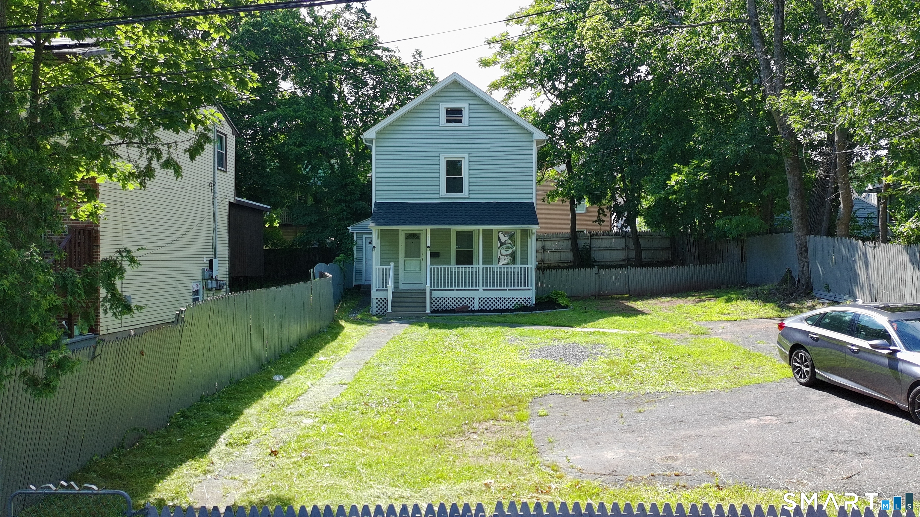 28 Quinlan Avenue Meriden, CT 06451 - Photo 6 of 28