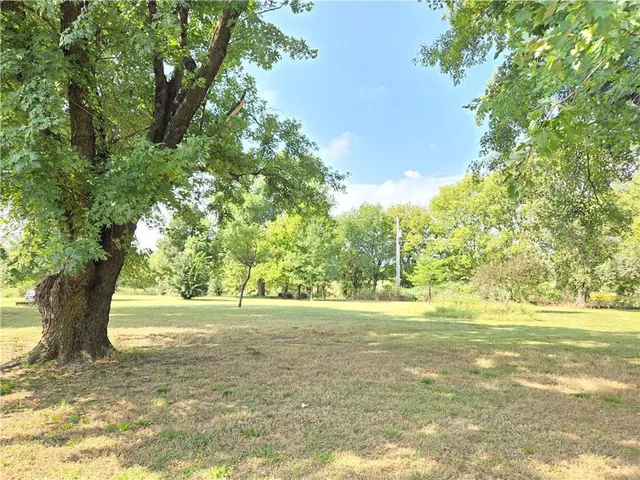 $310,000 | 2810 Cr 4350 N/a Coffeyville Ks 67337 N/a, Coffeyville, KS 67337