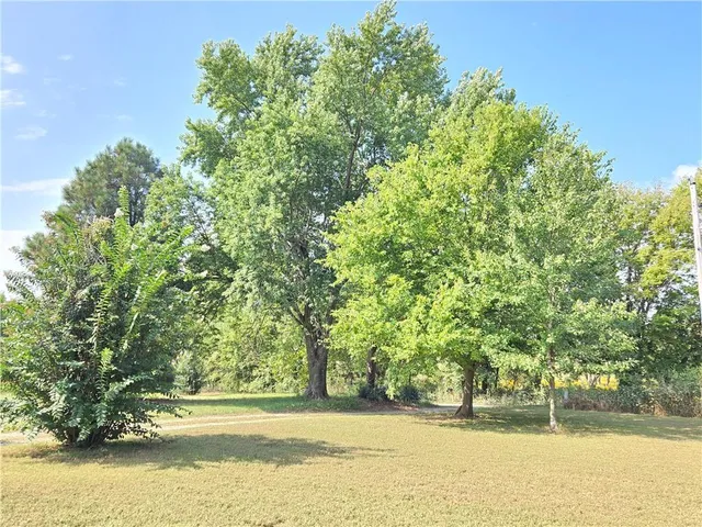 $310,000 | 2810 Cr 4350 N/a Coffeyville Ks 67337 N/a, Coffeyville, KS 67337