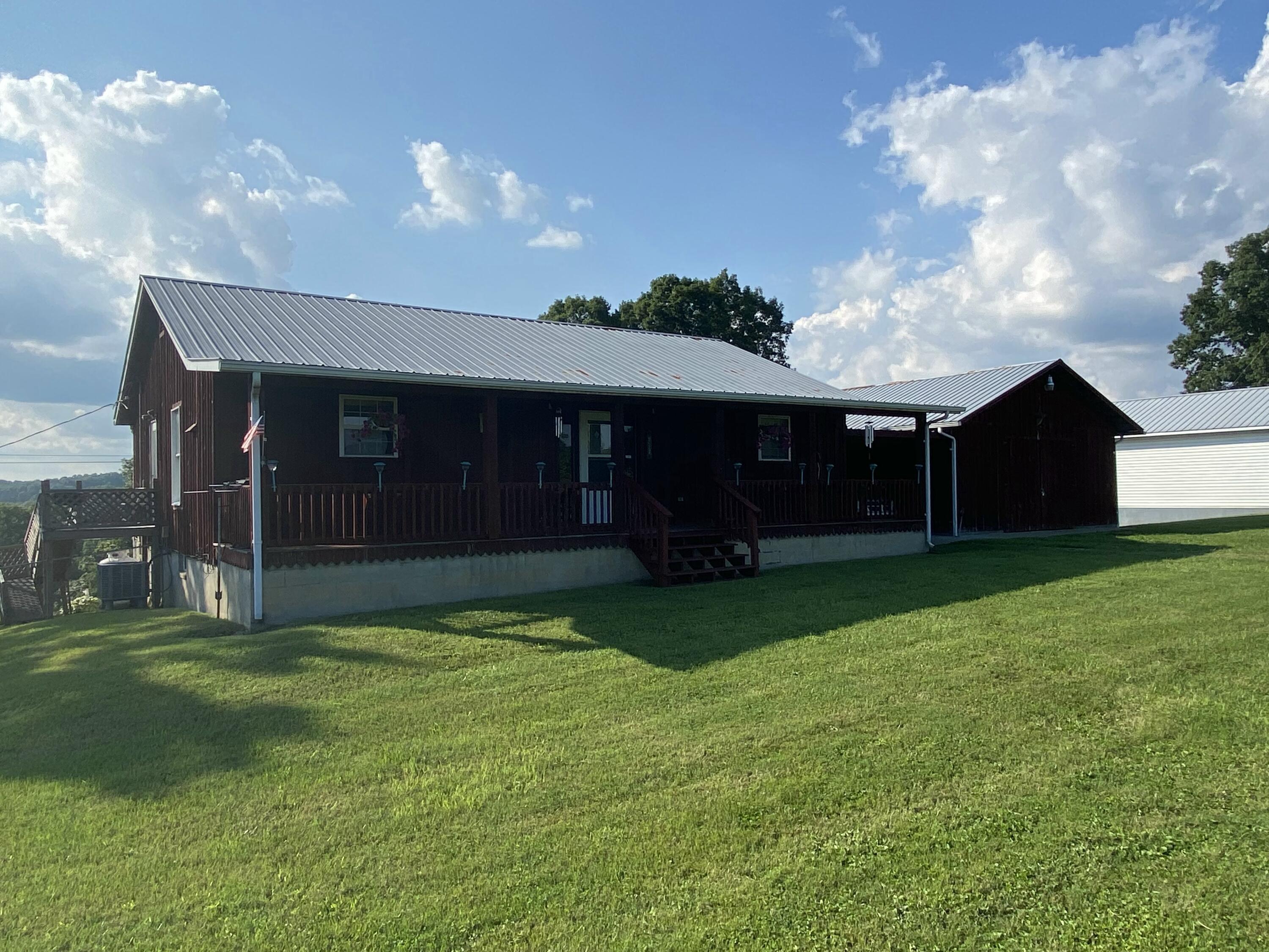 388 Poor Farm Road Beattyville, KY 41311 - Photo 26 of 30 097FA818-794A-43BB-9870-3FC0DEF7DAE1
