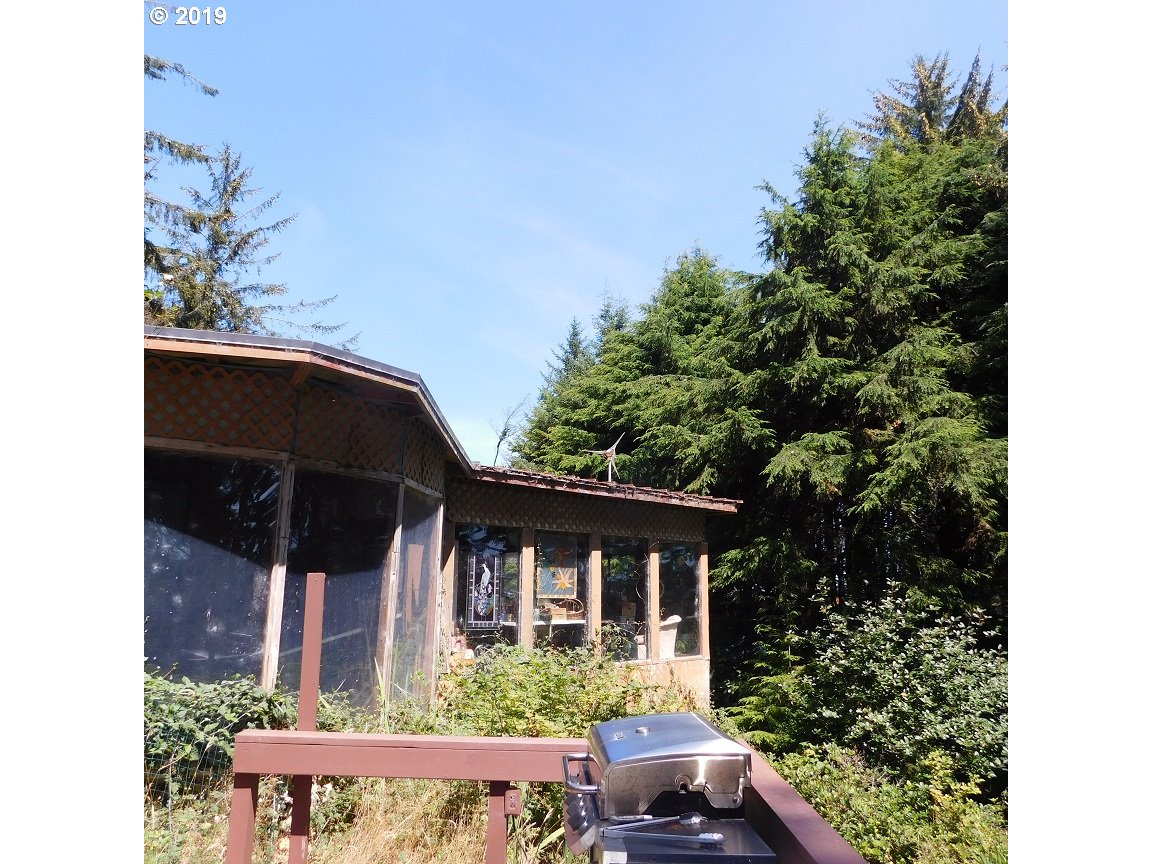 90138 Collver Point Road Coos Bay, OR 97420 - Photo 14 of 26 Gallery Image 14