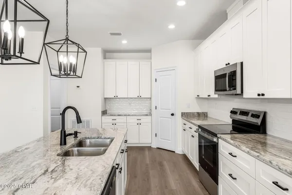 $2,650 | 9019 Laird Street, Panama City Beach, FL 32408