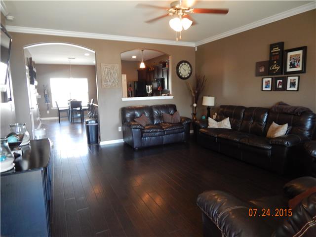 4008 Fox Run North Spring Hill, TN 37174 - Photo 2 of 16 Spacious Living Room with Surround Sound