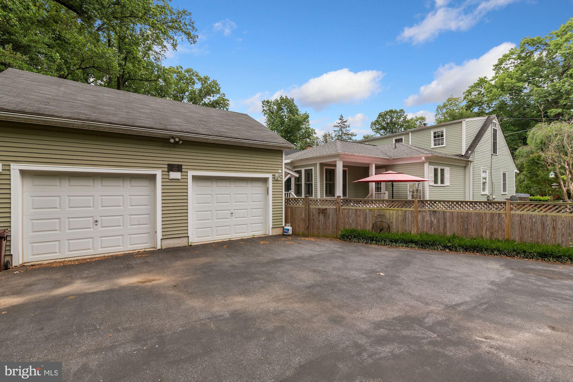 717 Roxboro Road Rockville, MD 20850 - Photo 1 of 62 Welcome home!