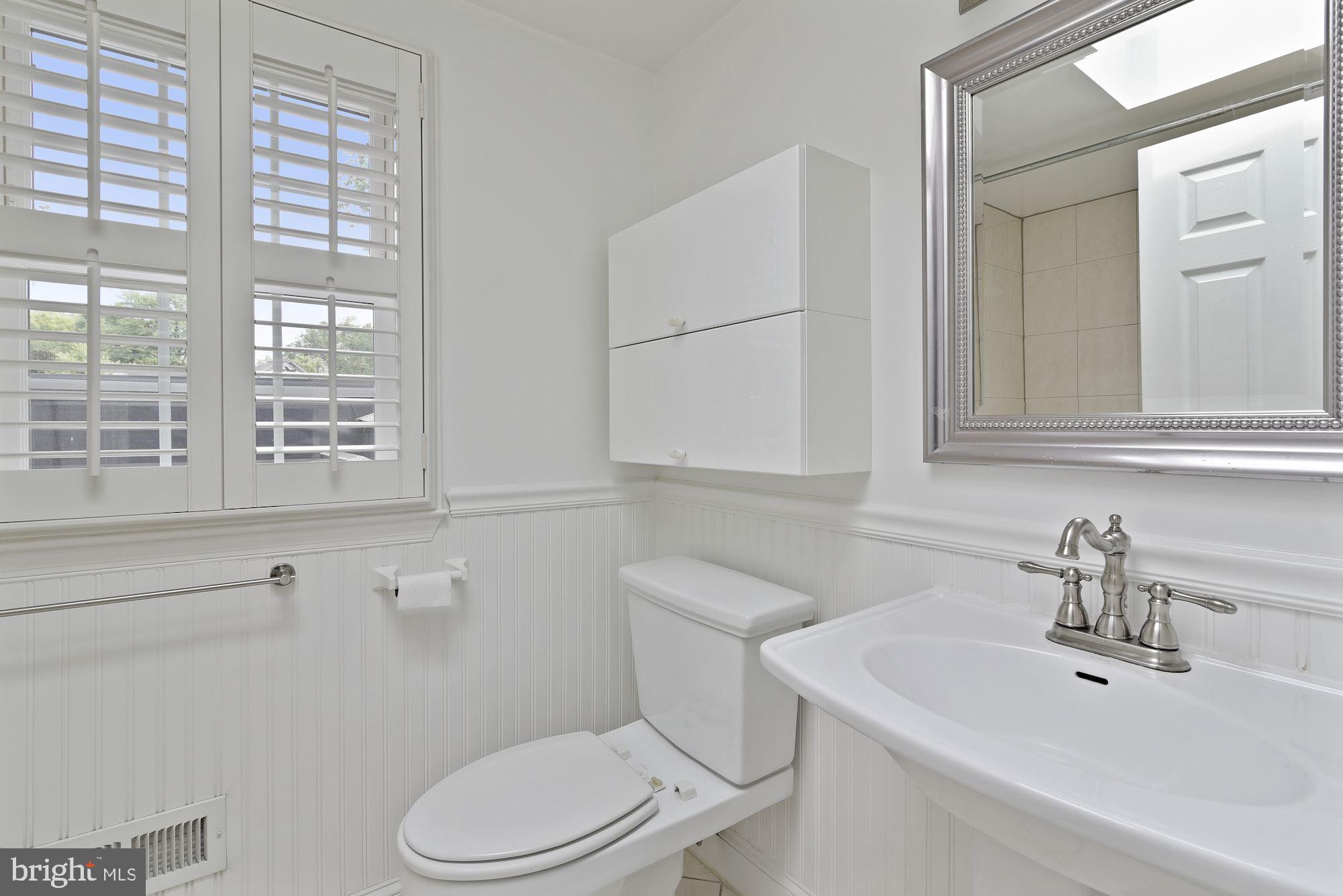 717 Roxboro Road Rockville, MD 20850 - Photo 44 of 62 Gallery Image 44