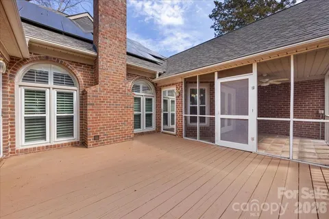 $500,000 | 1674 Huntmoor Drive, Rock Hill, SC 29732