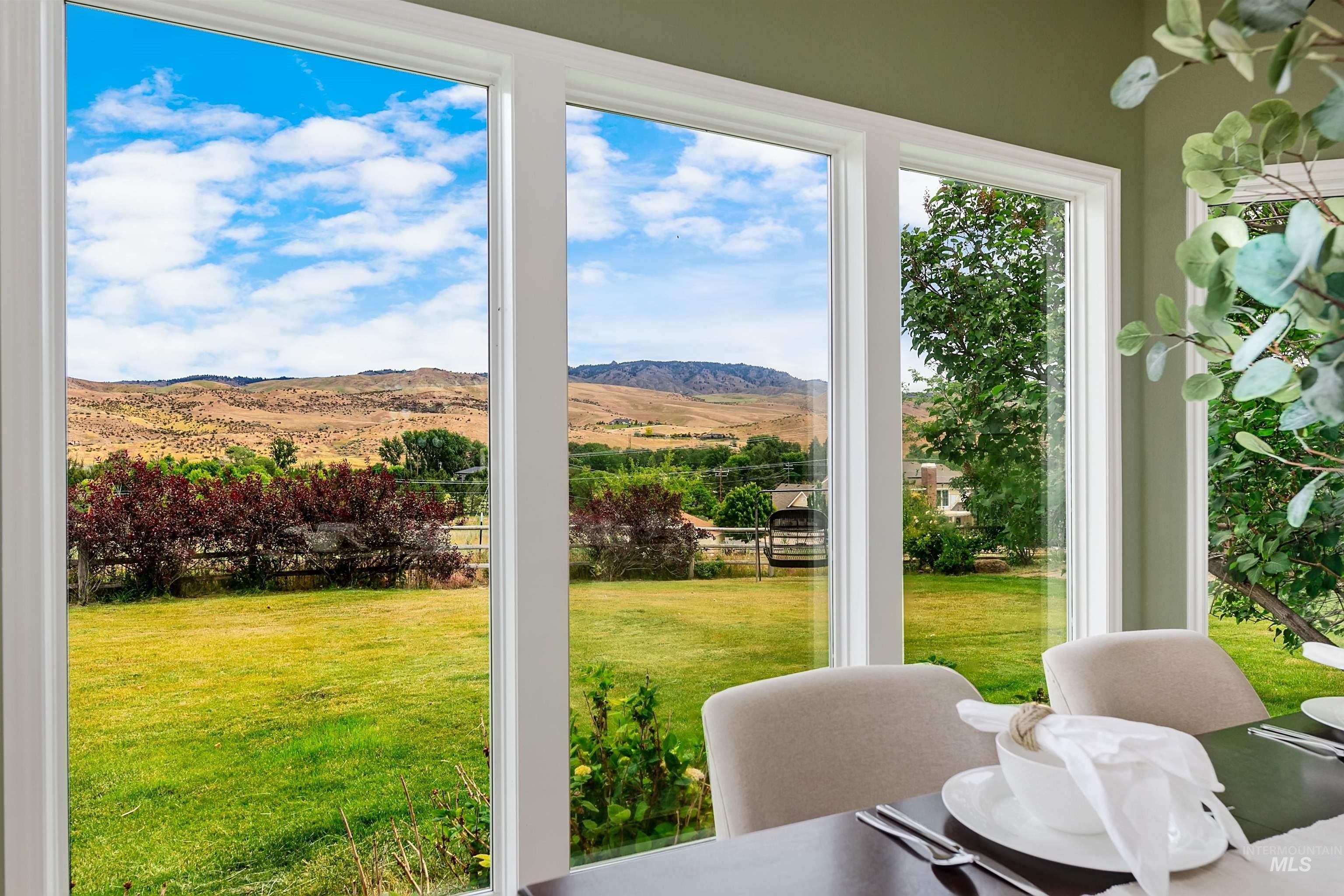 13600 North Seamans Gulch Road Boise, ID 83714 - Photo 17 of 38