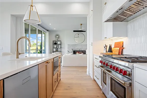 $2,190,000 | 350 North O Connor Ridge Boulevard, Unit 21, Irving, TX 75038