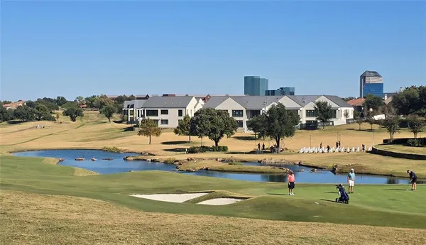 $2,190,000 | 350 North O Connor Ridge Boulevard, Unit 21, Irving, TX 75038