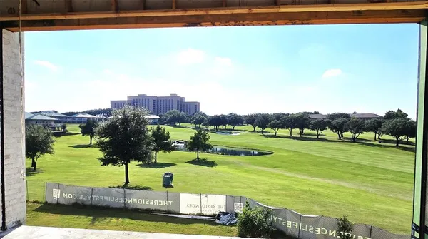 $2,190,000 | 350 North O Connor Ridge Boulevard, Unit 21, Irving, TX 75038
