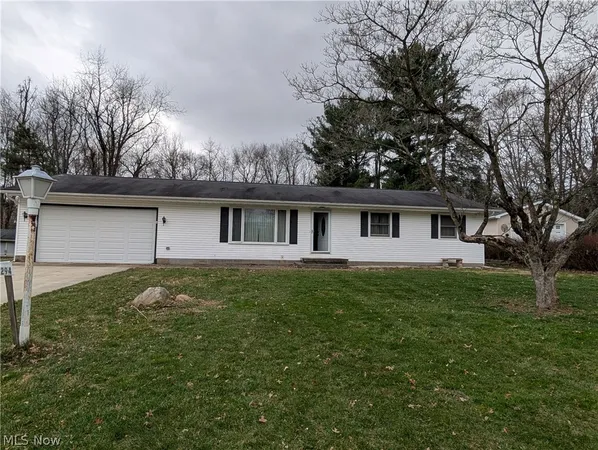 $164,000 | 1294 Cherry Lane, Uniontown, OH 44685
