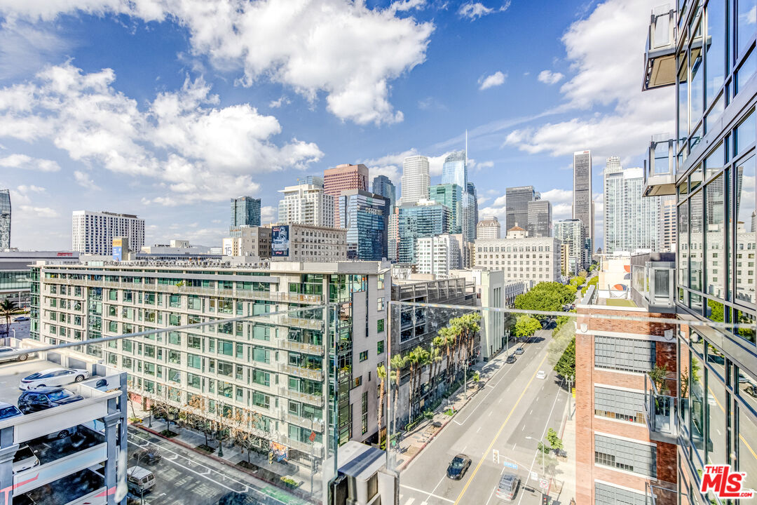 1100 South Hope Street, Unit 914 Los Angeles, CA 90015 - Photo 2 of 51