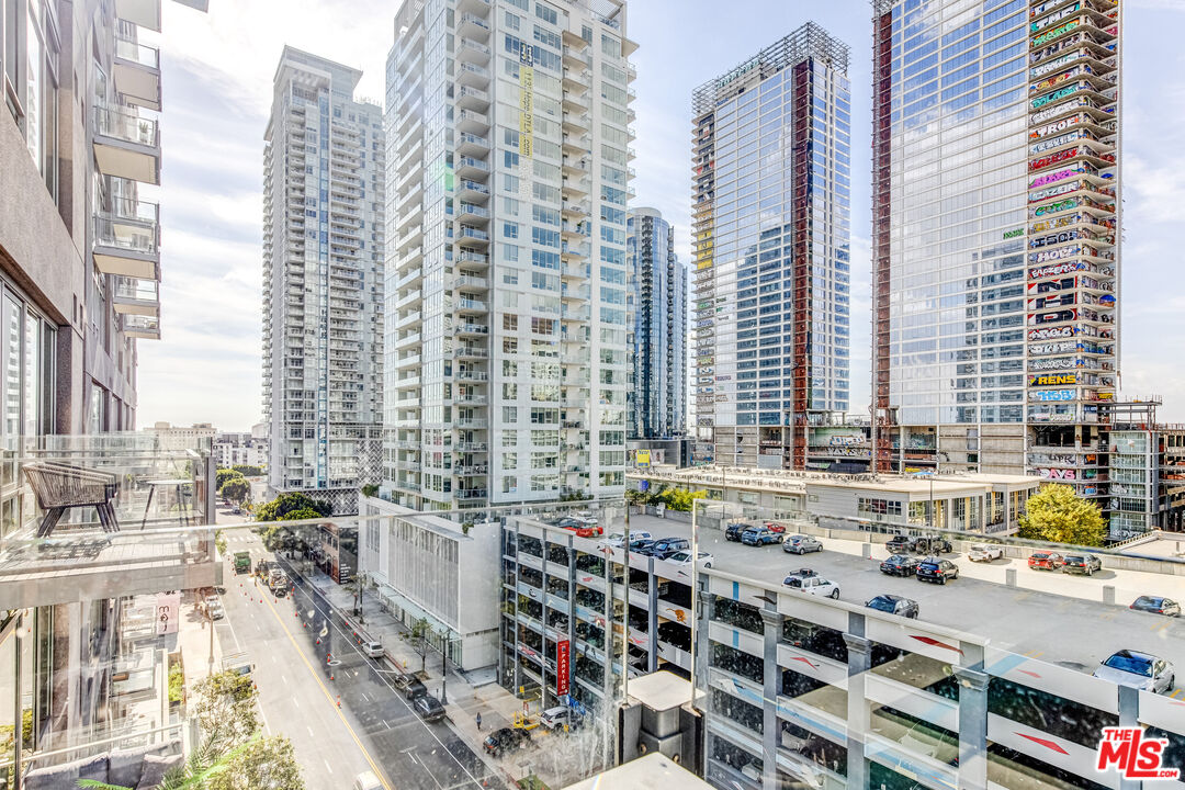 1100 South Hope Street, Unit 914 Los Angeles, CA 90015 - Photo 3 of 51