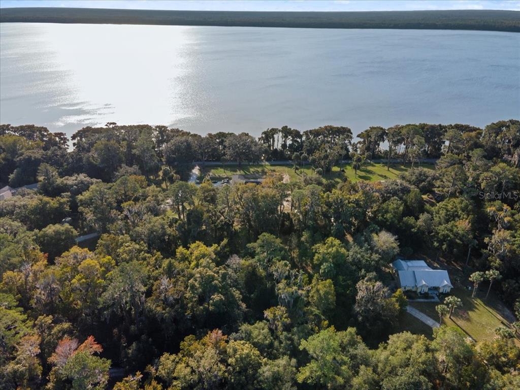 6809 Southeast 14th Lane Gainesville, FL 32641 - Photo 10 of 14 a view of lake and mountain