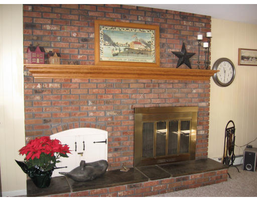 131 Palo Alto Road Springfield, MA 01128 - Photo 4 of 26