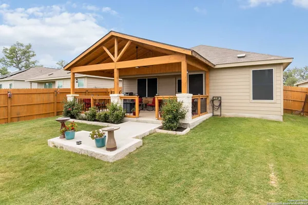 $2,500 | 14702 Somerset Mill, San Antonio, TX 78254