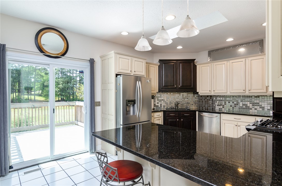 2302 Cobbs Way Anderson, SC 29621 - Photo 9 of 27