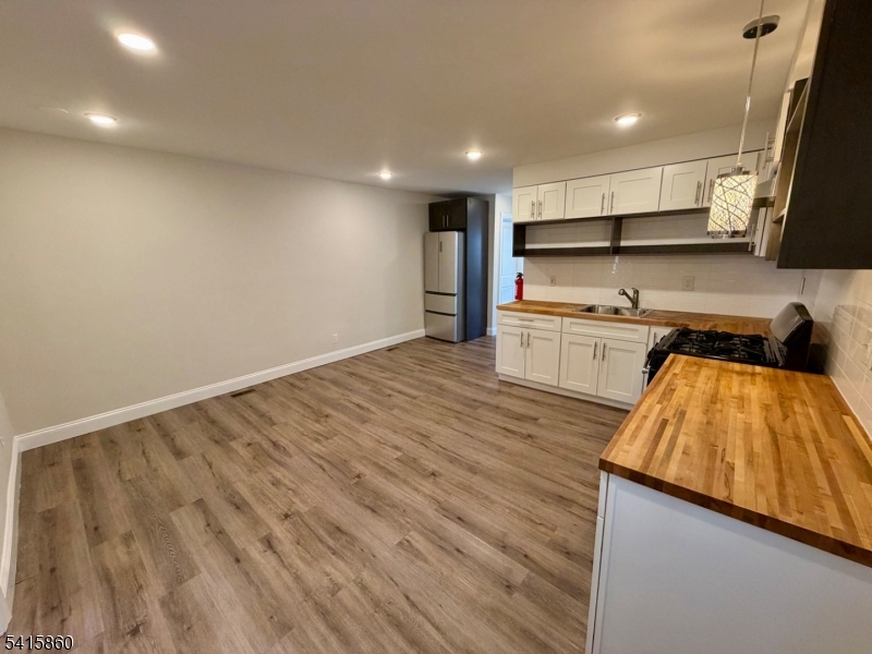 114 Maple Avenue, Unit 1L Montclair, NJ 07042 - Photo 2 of 10