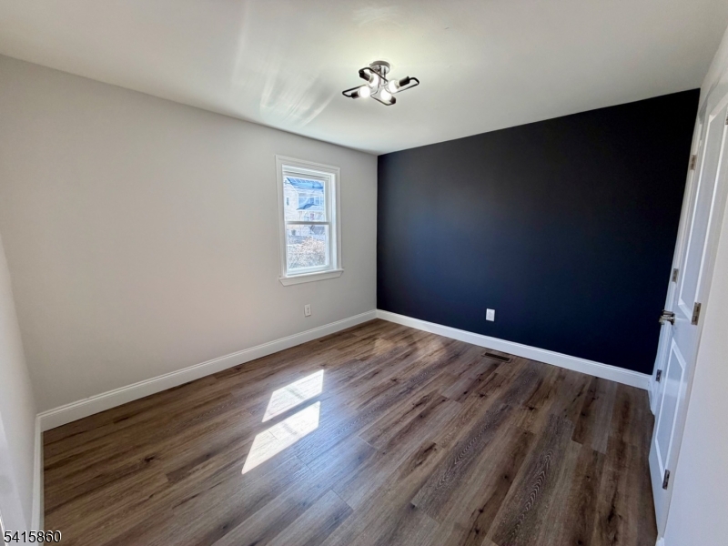 114 Maple Avenue, Unit 1L Montclair, NJ 07042 - Photo 6 of 10