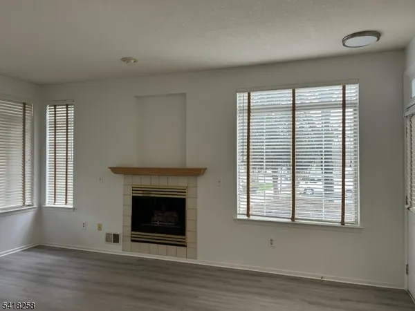$2,550 | 65 Wentworth Road, Bedminster, NJ 07921
