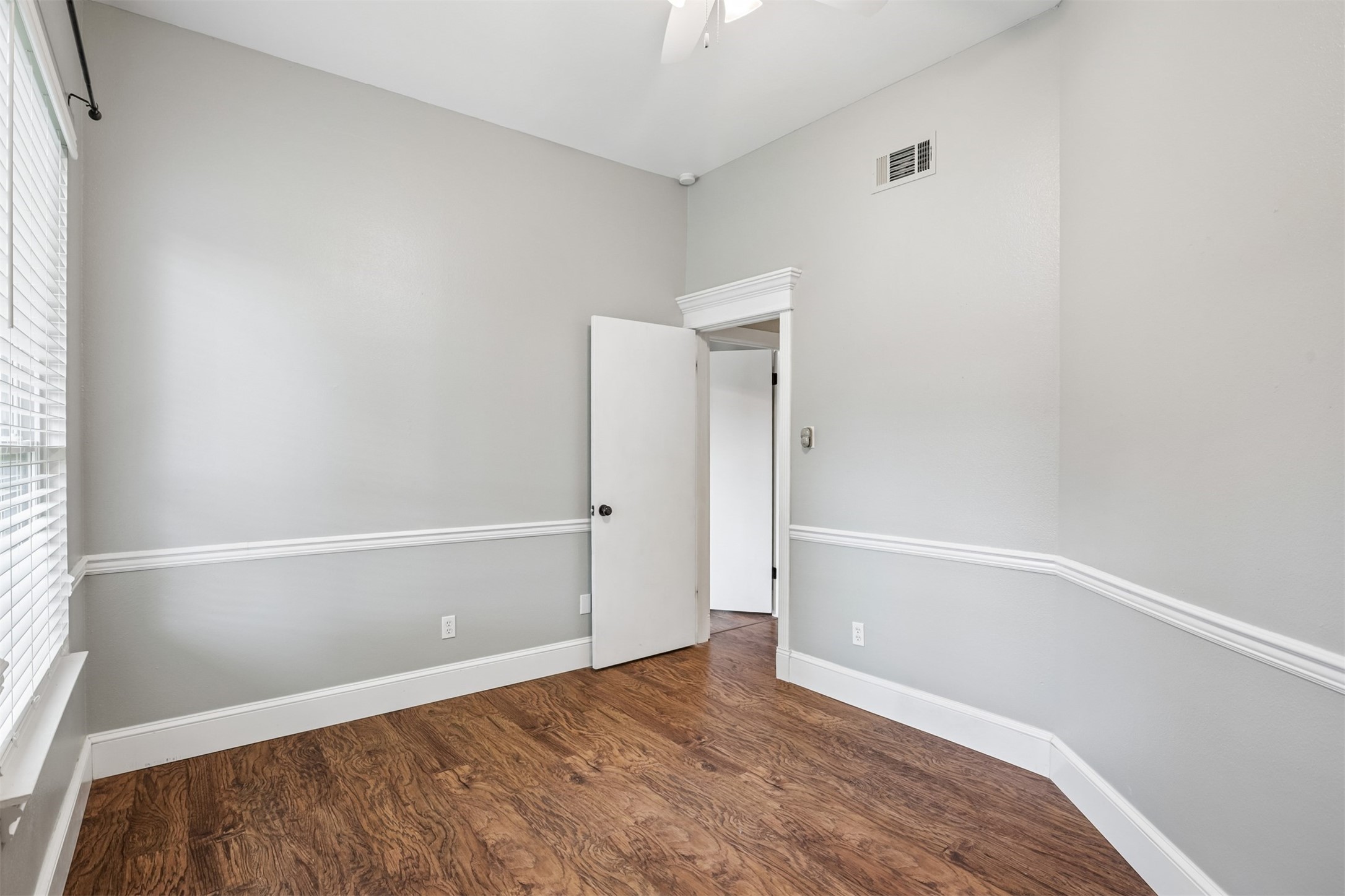 12500 Turkey Ridge Court Austin, TX 78729 - Photo 13 of 36 Gallery Image 13