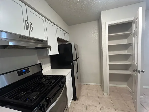 $1,050 | 2300 Cedrick Cove, Unit A, Austin, TX 78748