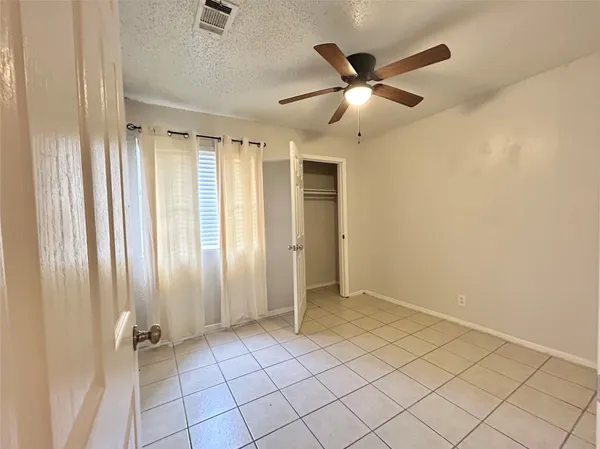 $1,050 | 2300 Cedrick Cove, Unit A, Austin, TX 78748